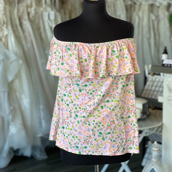 Lilly Pulitzer Tops - Lilly Pulitzer La Fortuna Off the Shoulder Top XL